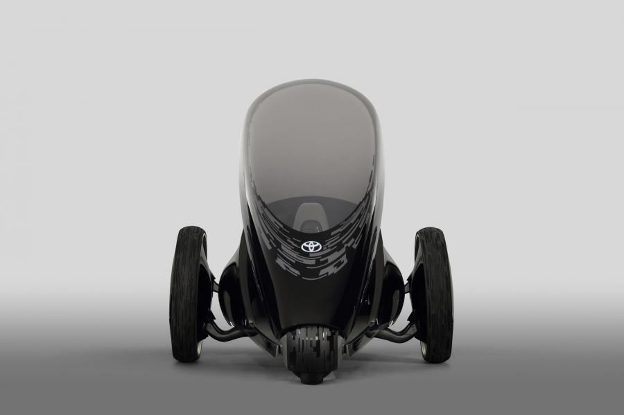  Toyota FV2 Concept 2013 года  (фото 4 из 26)